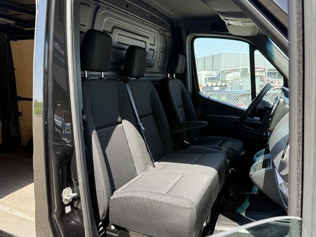 Mercedes-Benz SPRINTER 315 CDI L1H1 RWD | LED | GROOT SCHERM | TREKHAAK |