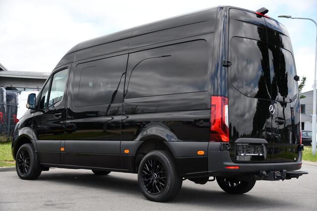 Mercedes-Benz SPRINTER 319 3.0 CDI L2H2 DC Black Edition MARGE! Adaptieve Cruise, Camera, LED, Carplay, Standkachel, 10,5'' Mbux, Automaat, 3500kg Trekhaak, Uniek!