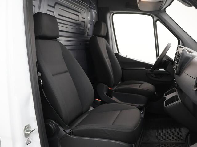 Mercedes-Benz SPRINTER 315 CDI | L2 H2 | FWD | AUT. | AIRCO | 2-ZITS | MULTIFUNCTIONEEL STUURWIEL | APPLE CARPLAY | ANDROID AUTO | ACHTERUITRIJCAMERA | LAADRUIMTE INRICHTING | CERTIFIED