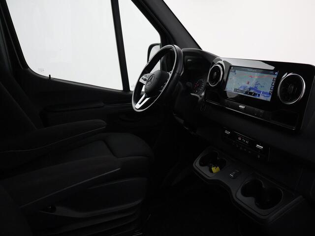 Mercedes-Benz SPRINTER 319 3.0 CDI V6 190 PK L2H1 + LUCHTVERING | LED | ELEKTTR. SCHUIFDEUR | 360 CAMERA | 3500 KG TREKHAAK