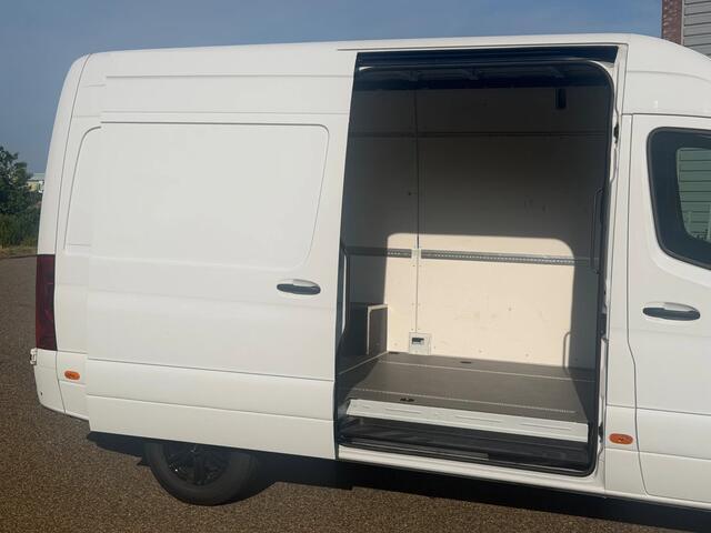 Mercedes-Benz SPRINTER 317CDI L2H2 Automaat Airco Navi Cruisecontrol BPM VRIJ