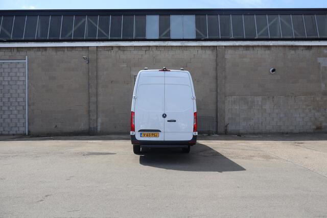 Mercedes-Benz SPRINTER 319 CDI | AUT. | L4 H2 | Pro | Achteruitrijcamera | 475 cm Laadvloer | 2-Zits | Parkeercamera | Navigatie | Stoelverwarming | Distronic Plus | Climate Control | Certified