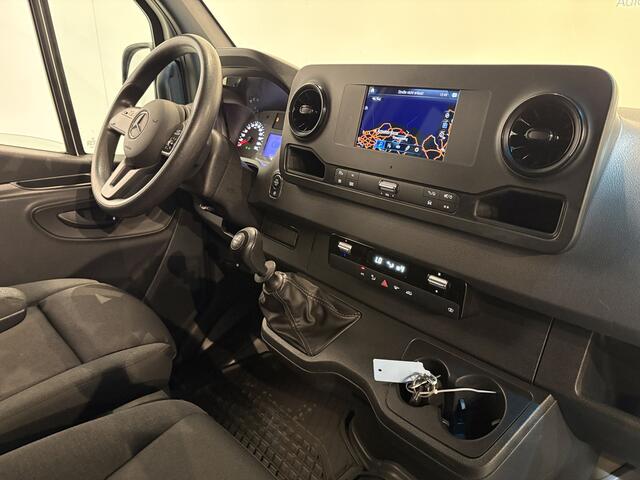 Mercedes-Benz SPRINTER 317 CDI L3 Open Laadbak / Trekhaak 3.500 KG / Airco / Mbux / Navigatie / 42.800 KM !!