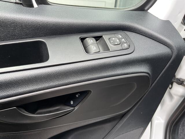 Mercedes-Benz SPRINTER 314 2.2 CDI L2H2 Werkplaats inrichting Airco Cruise controle Kastinrichting Omvormer Apple carplay 1e Eigenaar Euro 6 Bpm vrij voor particulier gebruik!!