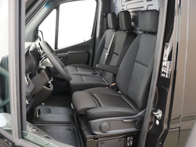 Mercedes-Benz SPRINTER 315 CDI | L2 H2 | RWD | Aut. | PRO | BPM VRIJ! | ACHTERUITRIJCAMERA | 3500 KG AHW | DODEHOEKASSISTENT | AIRCO | CRUISE | CARPLAY | ANDROID AUTO | METALLIC | 3-ZITS | MBUX SYSTEEM GROOT