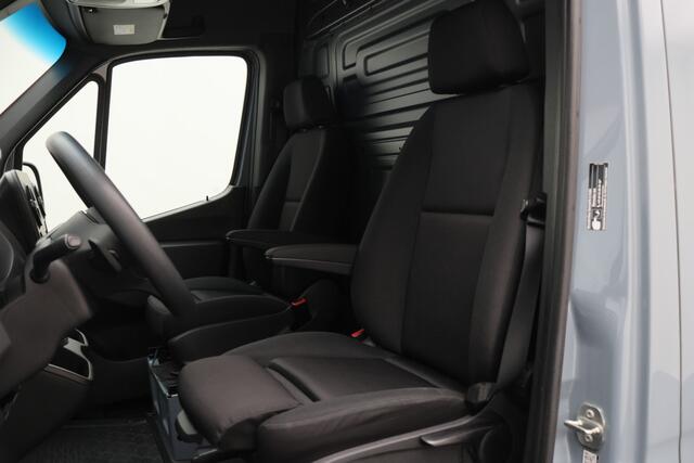 Mercedes-Benz SPRINTER 317 CDI L2H2 RWD