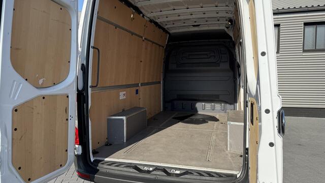 Mercedes-Benz SPRINTER 317 1.9 CDI L2H2 DC
