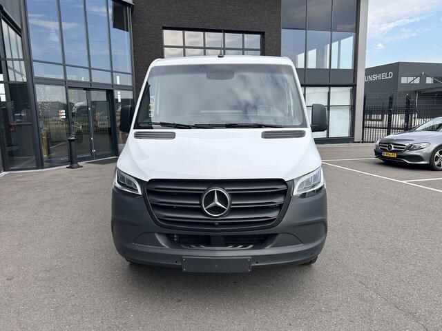 Mercedes-Benz SPRINTER 317 CDI L2 H1 LED / 360 Camera / Distronic / MBUX / Navigatiesysteem / Parkeersensoren / Airco / 270 Graden achterdeuren