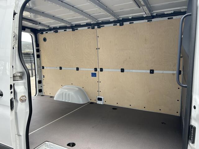 Mercedes-Benz SPRINTER 317 CDI L2 H1 LED / 360 Camera / Distronic / MBUX / Navigatiesysteem / Parkeersensoren / Airco / 270 Graden achterdeuren