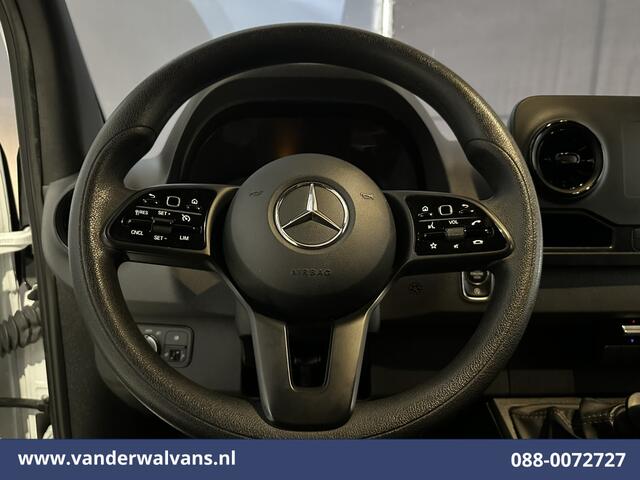 Mercedes-Benz SPRINTER 315 CDI 150pk L2H2 Euro6 Airco | Camera | Apple Carplay | Cruisecontrol | Chauffeursstoel | Leder Android Auto, Parkeersensoren, Bijrijdersbank
