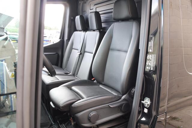 Mercedes-Benz SPRINTER 319 CDI | AUT. | L4 H2 | PRO | DISTRONIC PLUS | APPLE CARPLAY/ANDROID AUTO | TREKHAAK | LM VELGEN | 3-ZITS | STOELVERWARMING | CERTIFIED