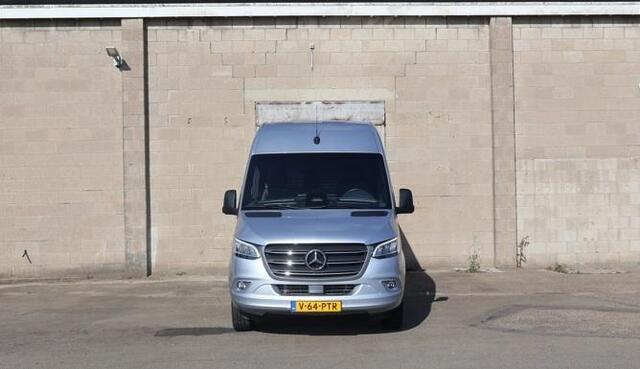 Mercedes-Benz SPRINTER 319 CDI | AUT. | L4 H2 | PRO | DISTRONIC PLUS | APPLE CARPLAY/ANDROID AUTO | TREKHAAK | LM VELGEN | 3-ZITS | STOELVERWARMING | CERTIFIED