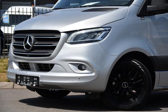 Mercedes-Benz SPRINTER 319 V6 3.0 CDI L2H1 PB Edition 360 Camera, Adaptieve Cruise, Carplay, 3500kg Trekhaak, LED, 10,5'' Mbux, Sensoren, Leder, Stoelverwarming, Uniek!