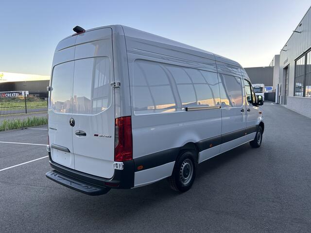 Mercedes-Benz SPRINTER 317 CDI L3 H2 Pro LED / MBUX / Navigatie / Camera / Cruise control / Airco / 270 Graden achterdeuren