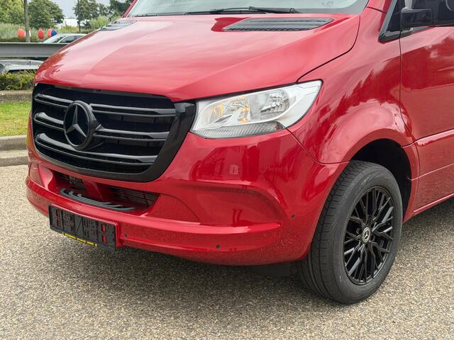 Mercedes-Benz SPRINTER 317CDI Paardenwagen-Hengsten Uitvoering Automaat Airco Navi Cruisecontrol 70,000KM