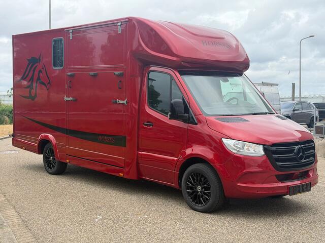 Mercedes-Benz SPRINTER 317CDI Paardenwagen-Hengsten Uitvoering Automaat Airco Navi Cruisecontrol 70,000KM
