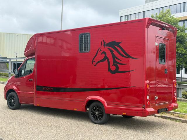 Mercedes-Benz SPRINTER 317CDI Paardenwagen-Hengsten Uitvoering Automaat Airco Navi Cruisecontrol 70,000KM