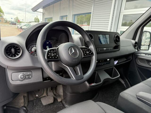 Mercedes-Benz SPRINTER 215 1.9 CDI L2H2 FWD