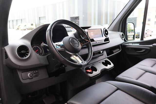 Mercedes-Benz SPRINTER 319 CDI | AUT. | L4 H2 | PRO | Trekhaak | Distronic Plus | LM Velgen | LED koplampen | Navigatie | Parkeercamera | Apple Carplay/Android Auto | 3-zits | Airco | Cruise Control | Certified