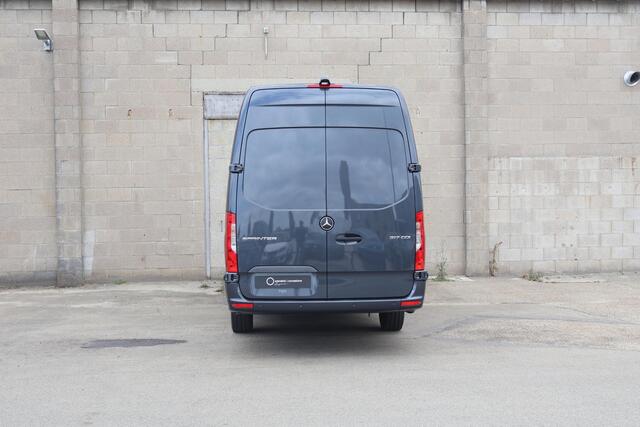 Mercedes-Benz SPRINTER 317 CDI | Aut. | L4 H2 | Pro | Parkeercamera | Apple Carplay/Android Auto | 3-zits | Airco | Cruise Control | Certified