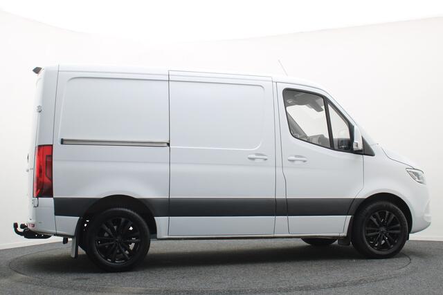 Mercedes-Benz SPRINTER 317 CDI L1H1 RWD Leer, 360° Camera, 3-Zits, Cruise, Standkachel, Apple Carplay, Trekhaak, 18''