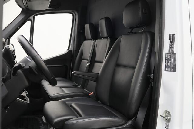 Mercedes-Benz SPRINTER 317 CDI L1H1 RWD Leer, 360° Camera, 3-Zits, Cruise, Standkachel, Apple Carplay, Trekhaak, 18''