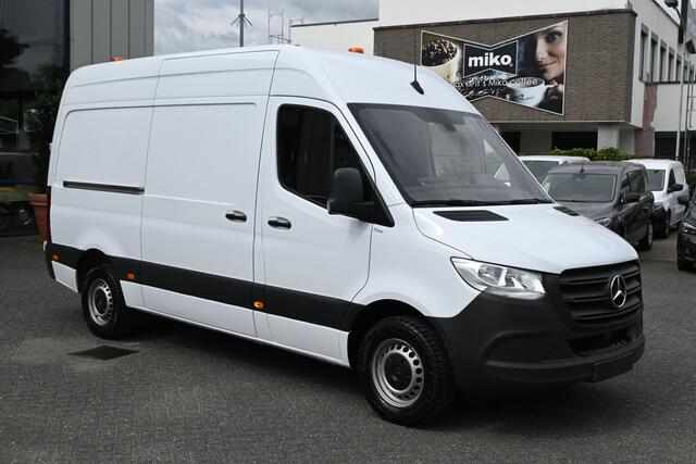 Mercedes-Benz SPRINTER 315 CDI L2H2 RWD Werkplaats inrichting, Geveerde stoel, Camera