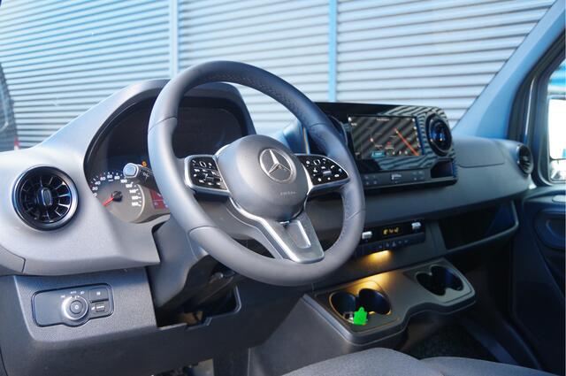 Mercedes-Benz SPRINTER 317 1.9 CDI L2H2 AUT. LED, 3.5T TREKHAAK, 10'' MBUX, CAMERA, GEVEERDE STOEL, NAVI, CRUISE, CLIMA