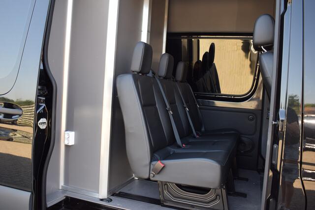 Mercedes-Benz SPRINTER L4 (!) 319 3.0 V6 CDI DubbelCabine EURO6 Leder | Camera | Trekhaak | Luchtvering | Crossbus