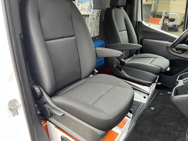 Mercedes-Benz SPRINTER 314 2.2 CDI L1H2 Werkplaats inrichting Airco Cruise controle Kastinrichting Omvormer Apple carplay 1e Eigenaar Euro 6 Bpm vrij voor particulier gebruik!!