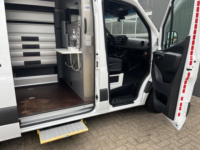 Mercedes-Benz SPRINTER 314 2.2 CDI L1H2 Werkplaats inrichting Airco Cruise controle Kastinrichting Omvormer Apple carplay 1e Eigenaar Euro 6 Bpm vrij voor particulier gebruik!!