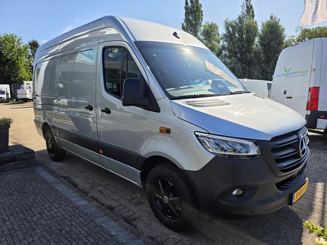 Mercedes-Benz SPRINTER 317 CDI L2-H2 RWD Automaat * LED * NAVI * Camera * PDC *