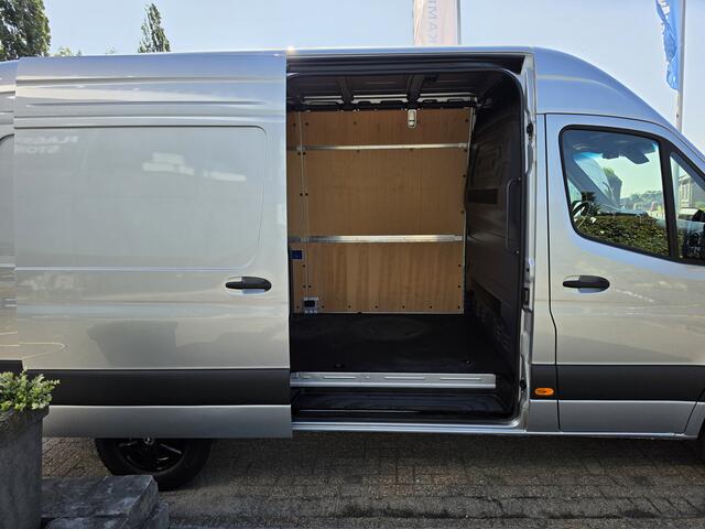 Mercedes-Benz SPRINTER 317 CDI L2-H2 RWD Automaat * LED * NAVI * Camera * PDC *