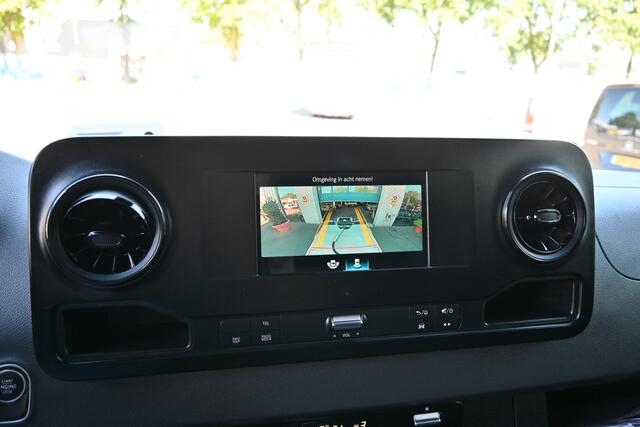 Mercedes-Benz SPRINTER 519 CDI 3.0 V6 BE trekker MBUX navigatie, Geveerde stoel, Etc.