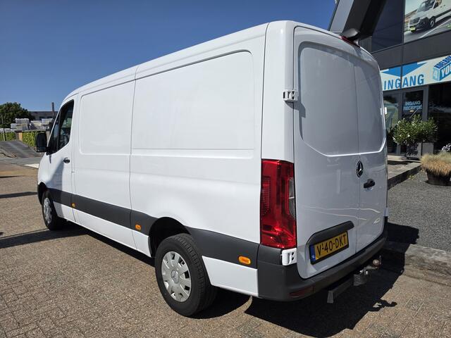 Mercedes-Benz SPRINTER 317 CDI L2-H1 RWD Automaat * 3,5t Trekgewicht * Camera * Cruise * MBUX *