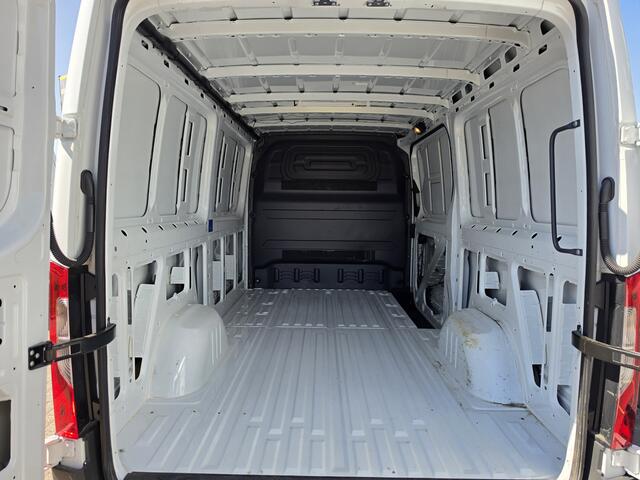 Mercedes-Benz SPRINTER 317 CDI L2-H1 RWD Automaat * 3,5t Trekgewicht * Camera * Cruise * MBUX *