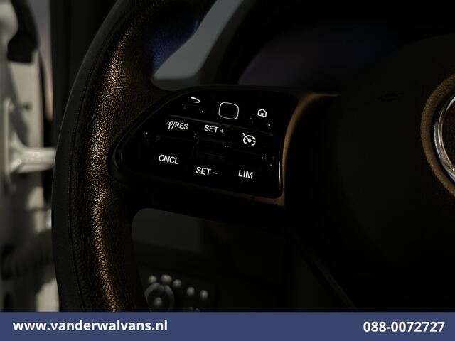 Mercedes-Benz SPRINTER 317 CDI 170pk L3H2 Euro6 Airco | Camera | Navigatie | Apple Carplay | Cruisecontrol Android Auto, Parkeersensoren, Stoelverwarming