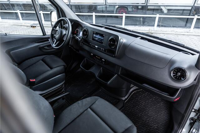 Mercedes-Benz SPRINTER 317 1.9 CDI L2H2 | Automaat | CarPlay | Camera | Navigatie | Stoelverwarming | Cruise control | DAB | Dealer onderhouden | Nieuwe APK | BPM Vrij