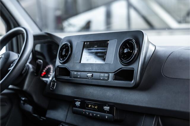 Mercedes-Benz SPRINTER 317 1.9 CDI L2H2 | Automaat | CarPlay | Camera | Navigatie | Stoelverwarming | Cruise control | DAB | Dealer onderhouden | Nieuwe APK | BPM Vrij