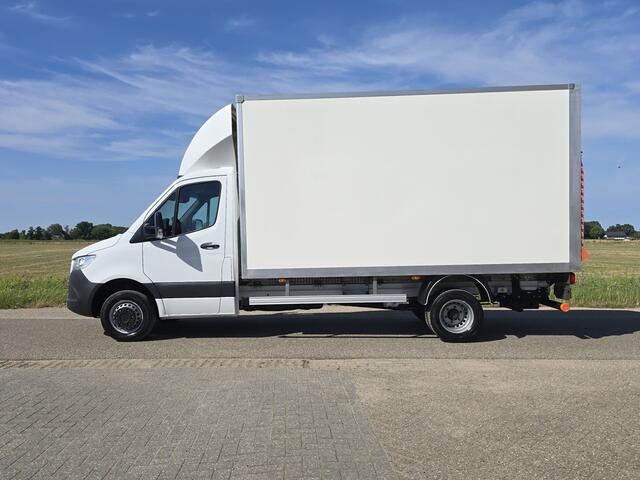 Mercedes-Benz SPRINTER 515 CDI Bakwagen + Laadklep - AUTOMAAT - Euro 6 - 150 Pk - Airco - Cruise Control