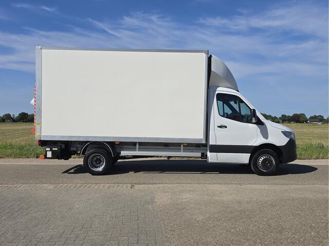 Mercedes-Benz SPRINTER 515 CDI Bakwagen + Laadklep - AUTOMAAT - Euro 6 - 150 Pk - Airco - Cruise Control