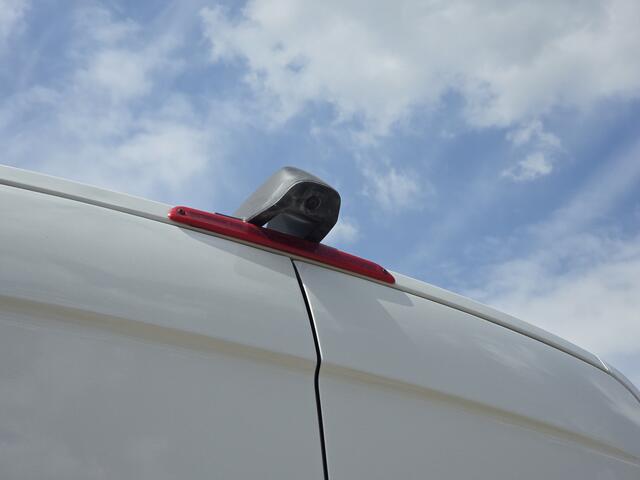 Mercedes-Benz SPRINTER 315 1.9 CDI L2H2 RWD - Euro 6 - AUTOMAAT - 150 Pk - MBUX - ParkeerCamera -