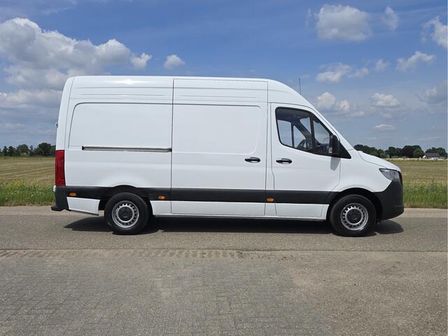 Mercedes-Benz SPRINTER 315 1.9 CDI L2H2 RWD - Euro 6 - AUTOMAAT - 150 Pk - MBUX - ParkeerCamera -