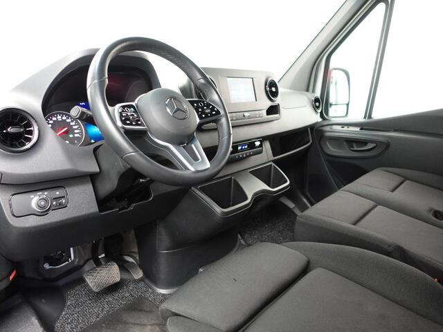 Mercedes-Benz SPRINTER 315 CDI Automaat L2H2 PRO Airco MBUX Navigatie Adaptive Cruise Control Leder PDC VA + Camera Trekhaak 3500kg Comfortstoel