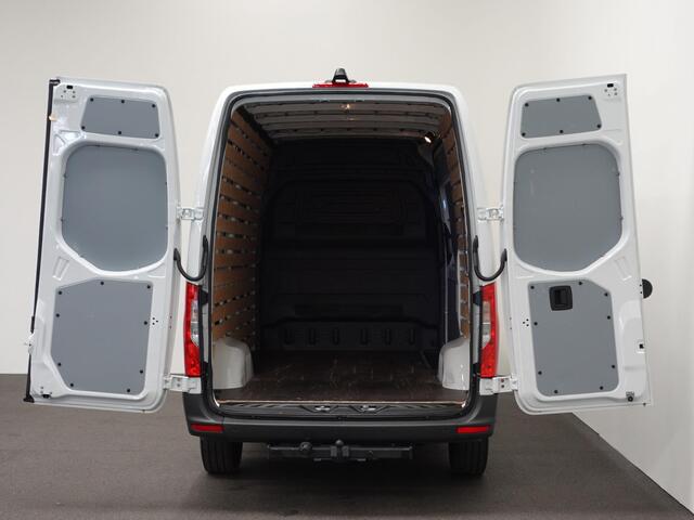 Mercedes-Benz SPRINTER 315 CDI Automaat L2H2 PRO Airco MBUX Navigatie Adaptive Cruise Control Leder PDC VA + Camera Trekhaak 3500kg Comfortstoel