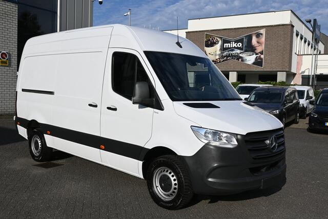 Mercedes-Benz SPRINTER 316 CDI L2H2 RWD 3500kg Trekhaak, MBUX met camera, Etc.