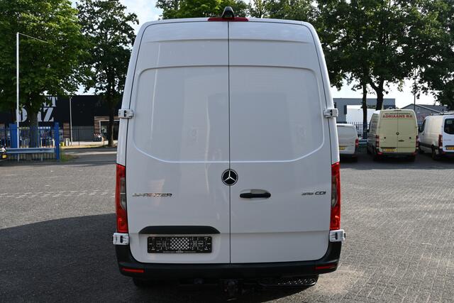 Mercedes-Benz SPRINTER 316 CDI L2H2 RWD 3500kg Trekhaak, MBUX met camera, Etc.
