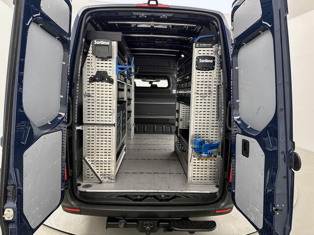Mercedes-Benz SPRINTER 317 L2H2 RWD Sortimo inrichting 360°camera Led Navigatie Distronic Servicebus 3500kg trekhaak