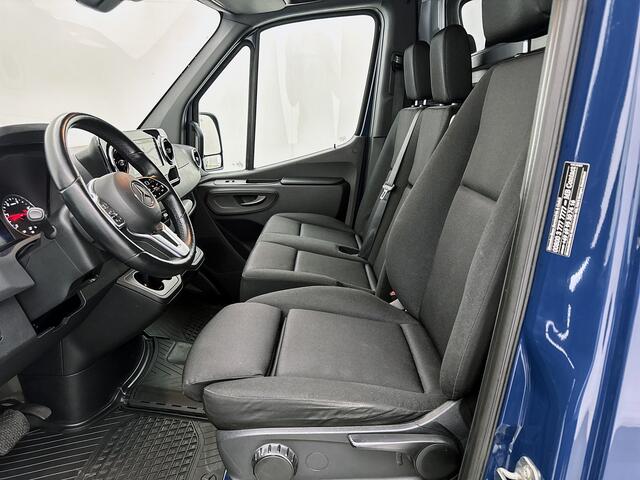 Mercedes-Benz SPRINTER 317 L2H2 RWD Sortimo inrichting 360°camera Led Navigatie Distronic Servicebus 3500kg trekhaak