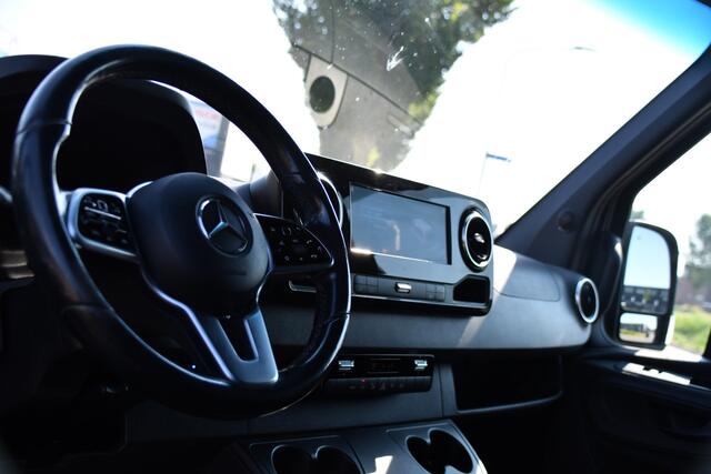 Mercedes-Benz SPRINTER 319 3.0 CDI L2H2 AMG Edition Adaptieve Cruise, Camera, Carplay, LED, 10,5'' Mbux, Automaat, Sensoren, Stoelverwarming, Uniek!